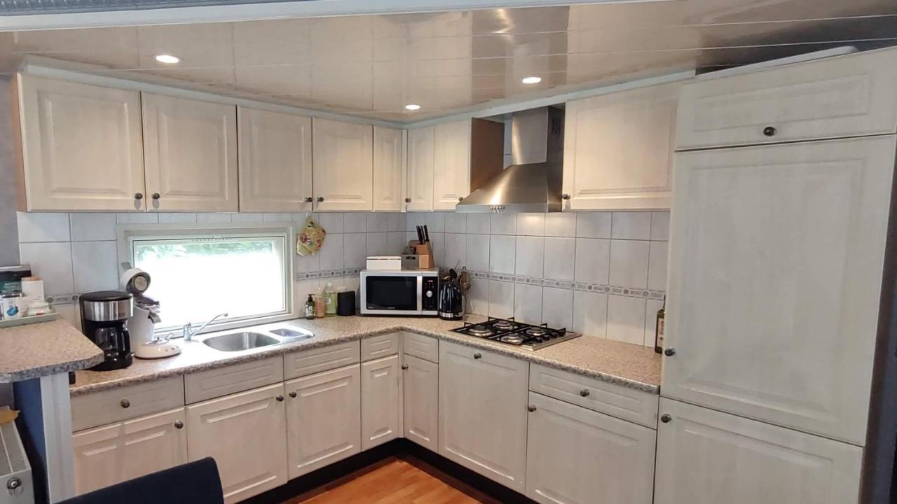 Chalet 42 'Vuursteenberg' Bospark Ijsselheide Zwolle Hattemerbroek Exteriör bild